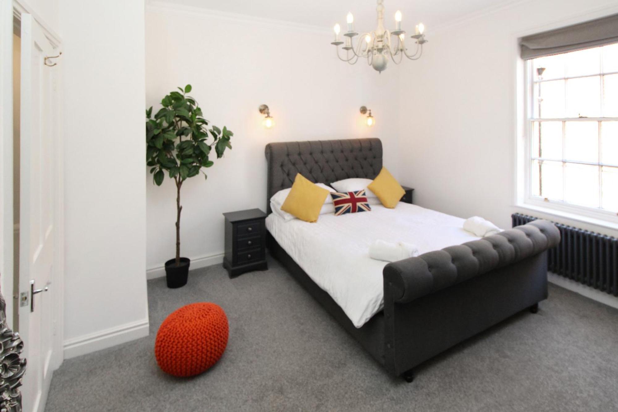 Chester City Centre Town House Exterior foto